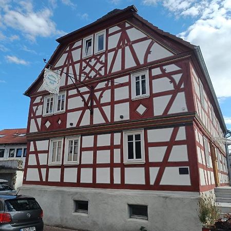 Apartments & Moeblierte Zimmer In Kahl Am Main, Kontaktloser Self Check-In, W-Lan, Schreibtisch, Duschbad, Kuechenzeile, Pkw-Plaetze المظهر الخارجي الصورة