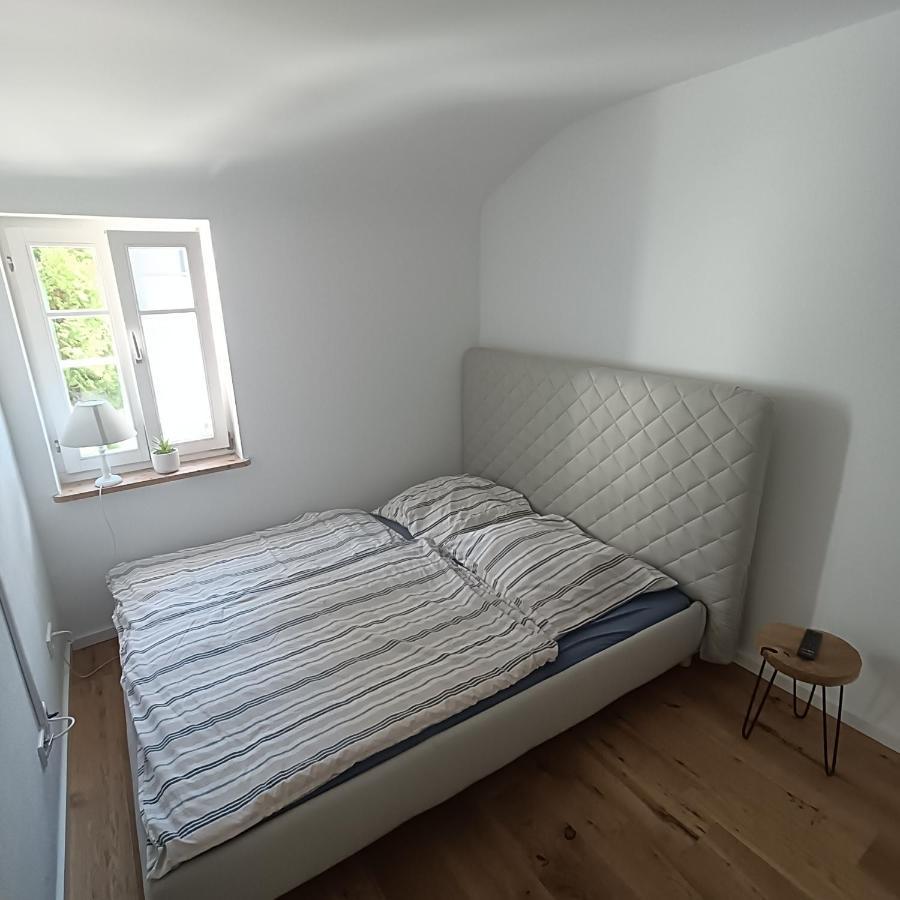 Apartments & Moeblierte Zimmer In Kahl Am Main, Kontaktloser Self Check-In, W-Lan, Schreibtisch, Duschbad, Kuechenzeile, Pkw-Plaetze المظهر الخارجي الصورة