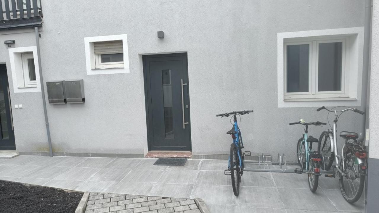 Apartments & Moeblierte Zimmer In Kahl Am Main, Kontaktloser Self Check-In, W-Lan, Schreibtisch, Duschbad, Kuechenzeile, Pkw-Plaetze المظهر الخارجي الصورة