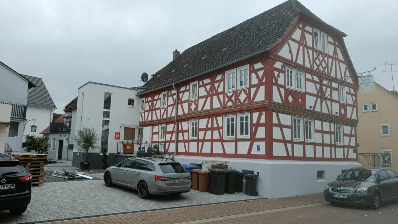Apartments & Moeblierte Zimmer In Kahl Am Main, Kontaktloser Self Check-In, W-Lan, Schreibtisch, Duschbad, Kuechenzeile, Pkw-Plaetze المظهر الخارجي الصورة